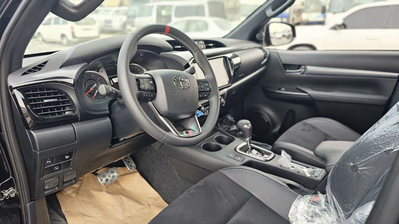 تويوتا هيلوكس Toyota Hilux TOYOTA HiLUX GR 2.8 DiESEL 2025 BLACK