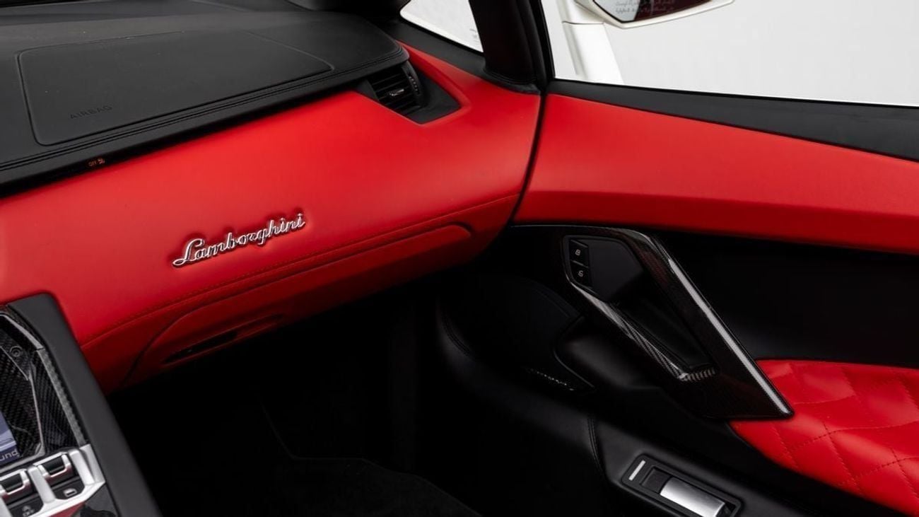 لامبورغيني أفينتادور LP 700-4 Roadster - 2015 - GCC