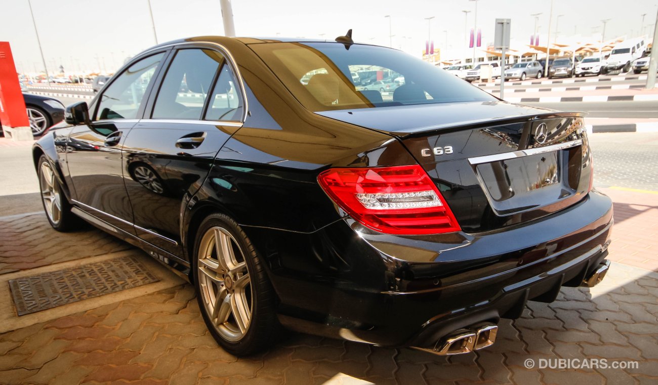 Mercedes-Benz C 300 Bodykit of C63