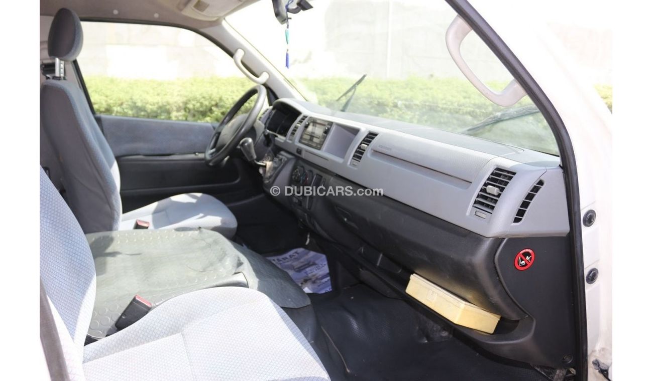 Toyota Hiace TOYOTA HIAC HIGHROOF 2011 (15 PASSENGER ) PETROL ENGINE
