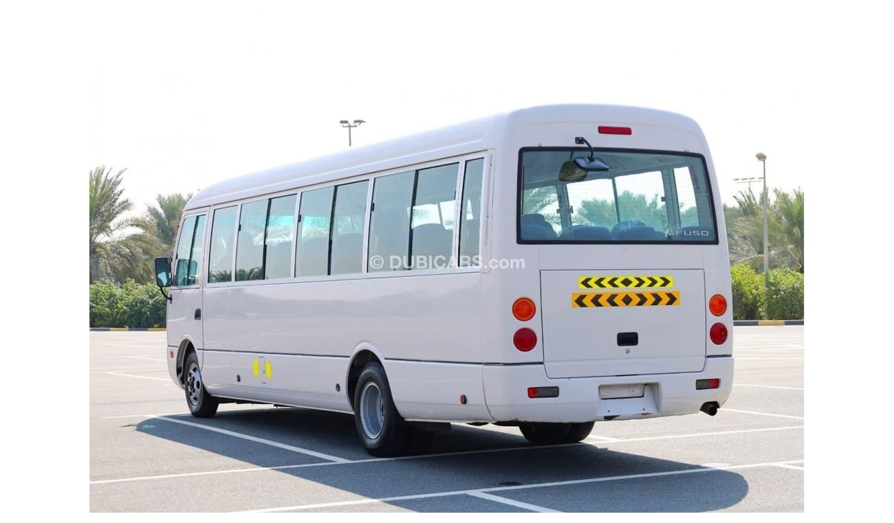ميتسوبيشي روزا Bus | 26-Seater | Diesel | Excellent Condition | GCC