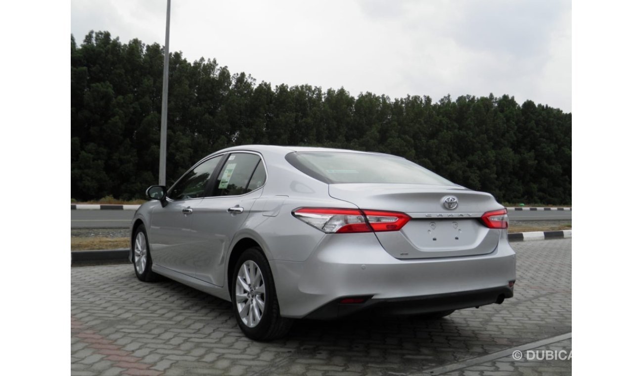 Toyota Camry 2018 SE Ref#663