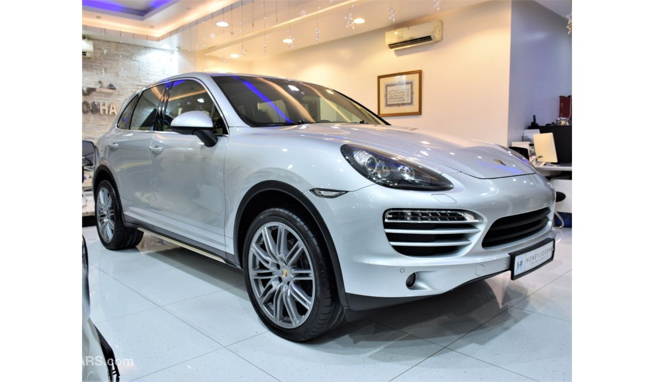 Porsche Cayenne IMMACULATE CONDITION! Porsche Cayenne 3.6 V6 ( 2014 Model! ) in Silver Color! GCC Specs