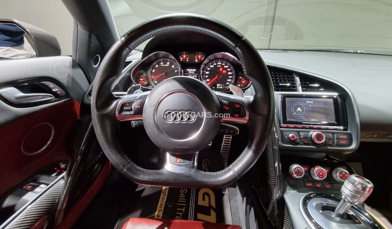 Audi R8 2015 Audi R8 Carbon Edition, Warranty, Service History, GCC