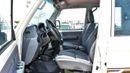 Toyota Land Cruiser Pick Up 4.0L V6 Double Cabin M/T