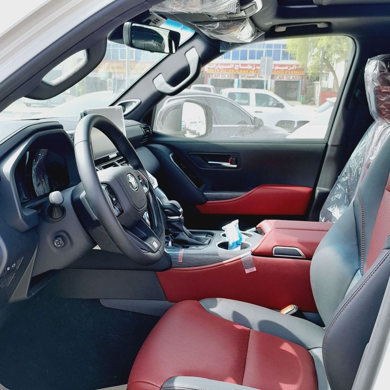 Toyota Land Cruiser Toyota LC300 GR-Sport 3.5TT, Four Wheel Drive, 7-seater 2025MY