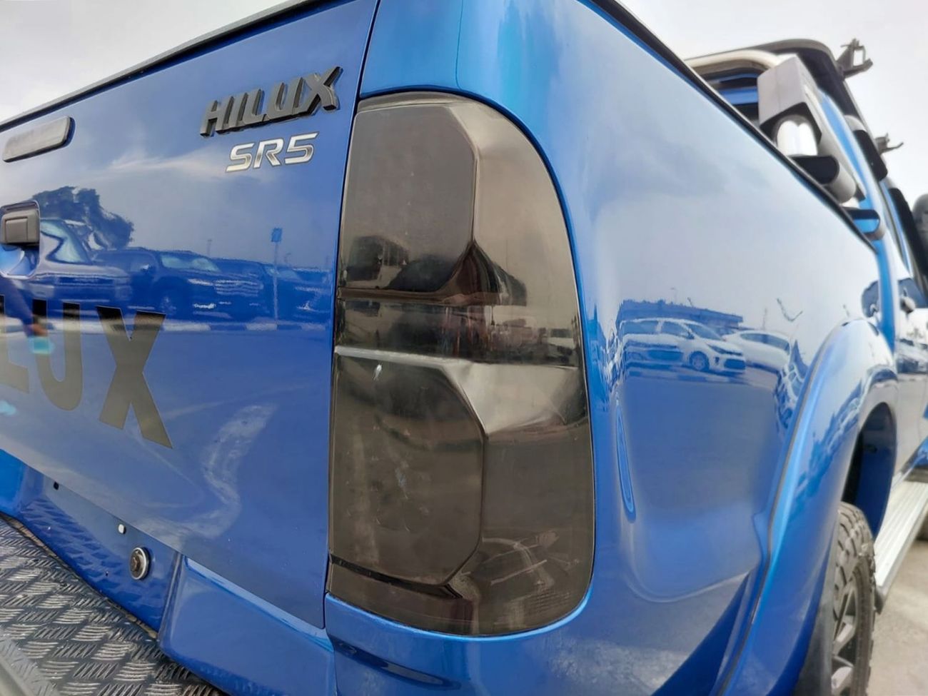 Toyota Hilux TOYOTA HILUX PICKUP RHD 2014 MODEL 3.0 L DIESEL AUTOMATIC(PM35882)