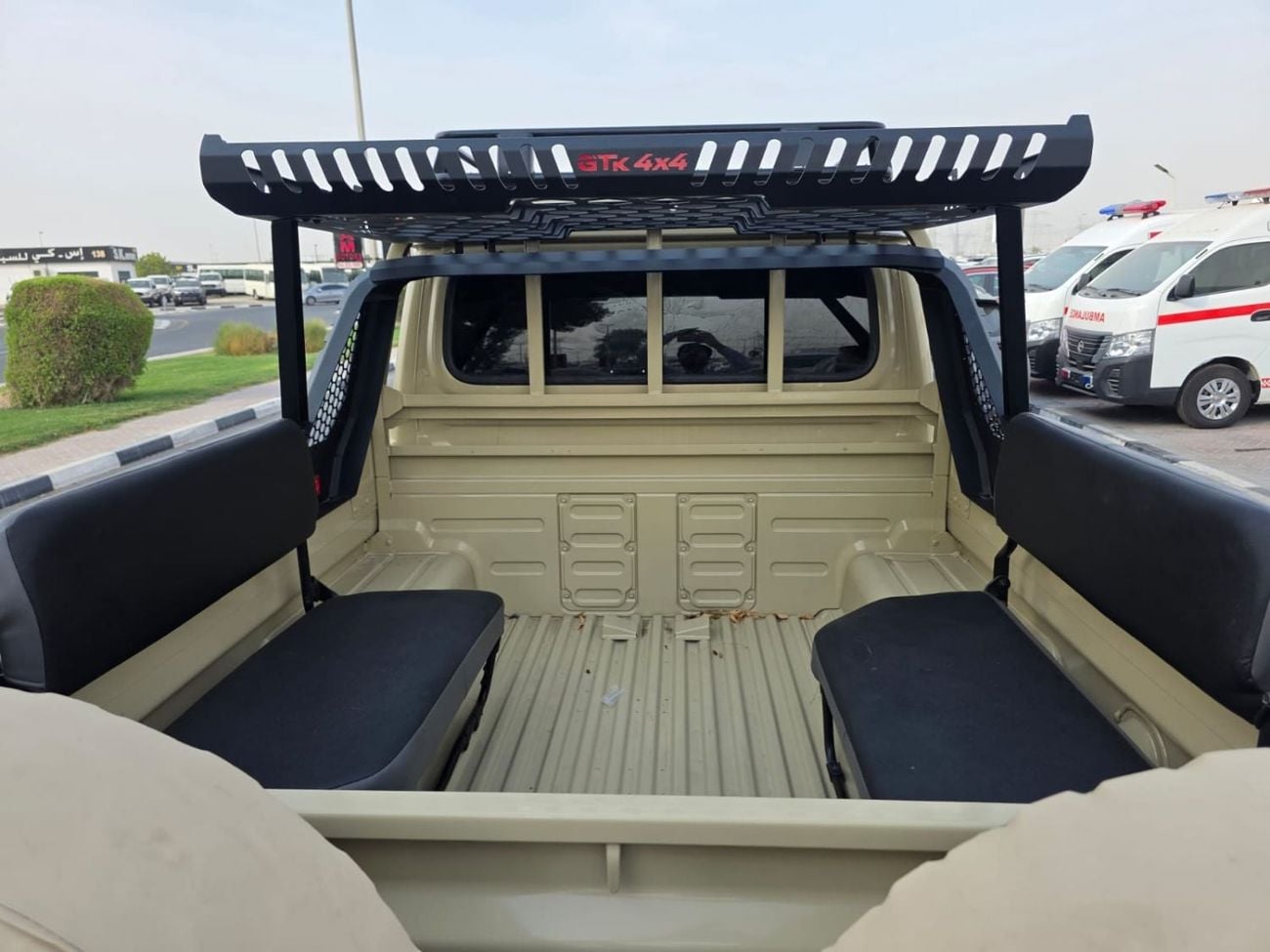 Toyota Land Cruiser Pick Up