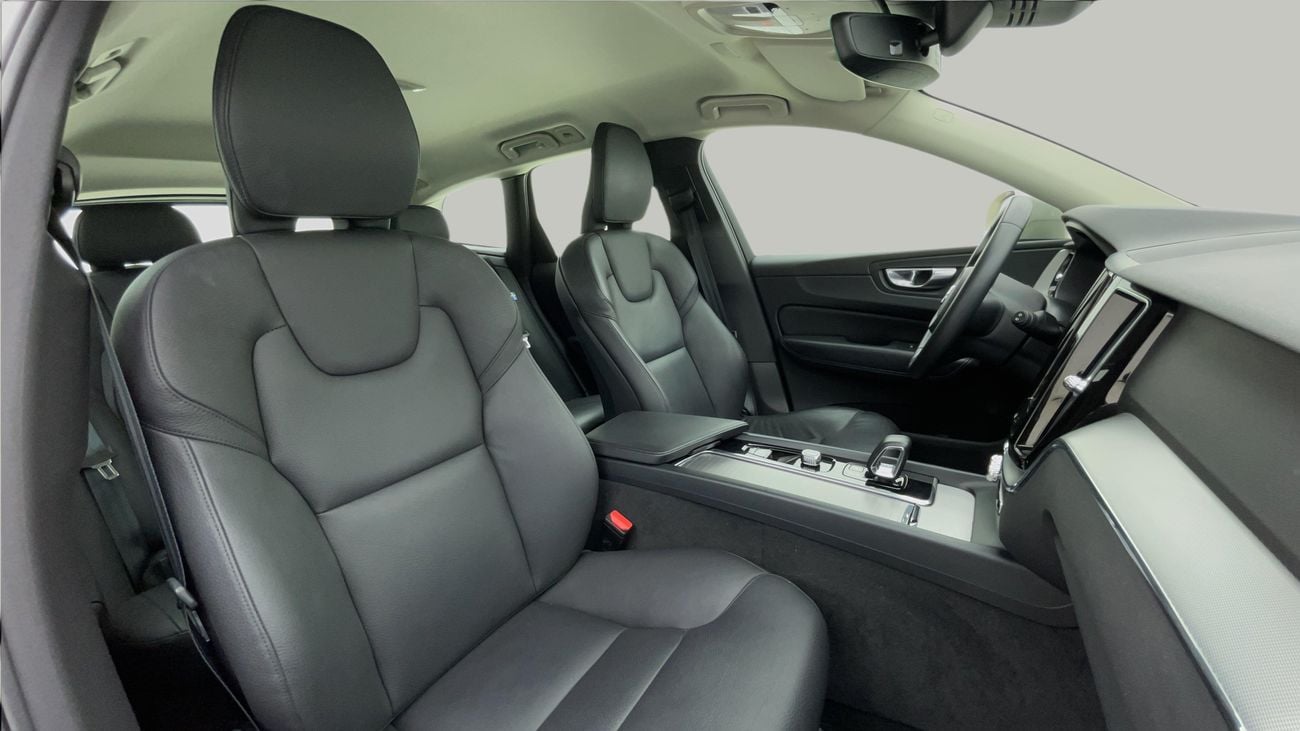 Volvo XC60 CORE 2023 | AED 1374/Month | 0 DP | 30 Day Return | Warranty