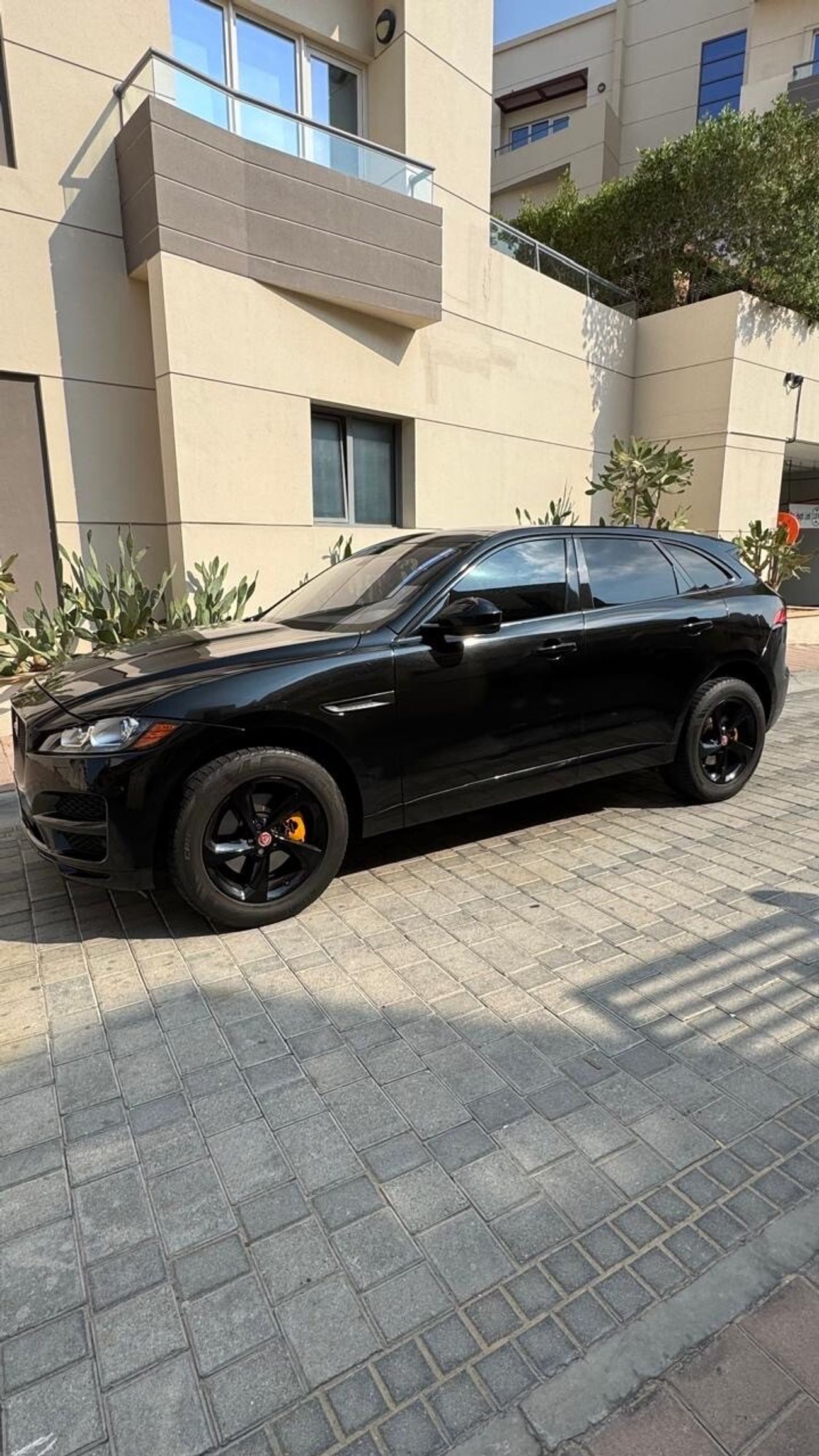 Jaguar F Pace S 3.0L (400 HP)