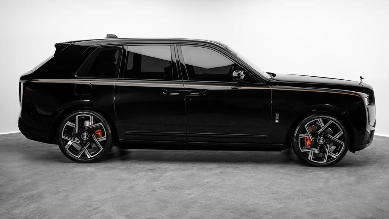 رولز رويس كولينان Black Badge - 2025 - GCC - Under Warranty and Service Contract