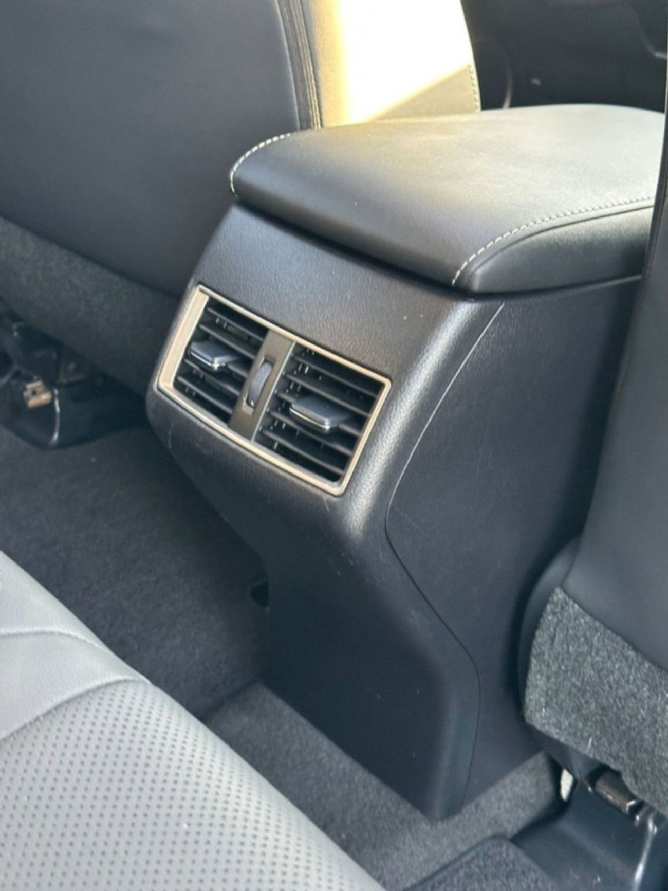 Lexus NX200t Premier 2.0L 4WD sunroof Full Option