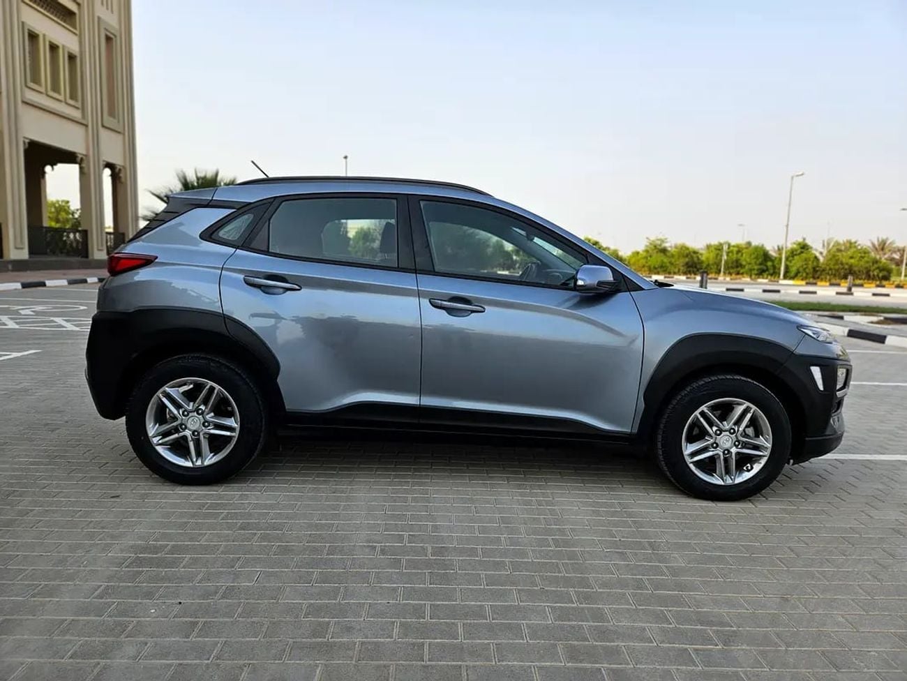 Hyundai Kona GLS GCC Specs Premium Condition Low KM Single Owned Cross-Over Avalible With Bank Loan