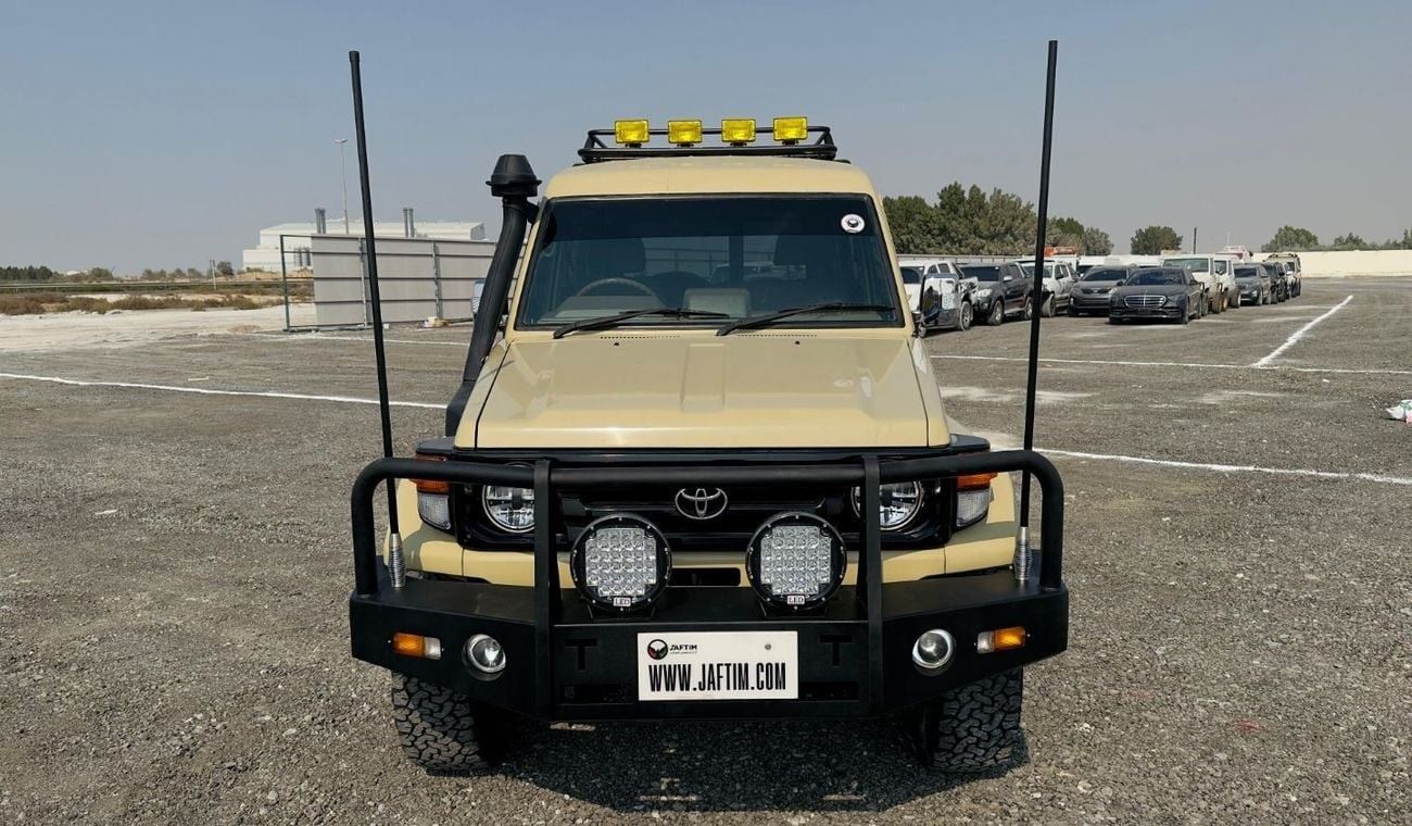 تويوتا لاند كروزر 70 HARDTOP | RHD | 4.2L DIESEL ENGINE | (MT) | AIR SNORKEL | 12 SEATERS | 1995