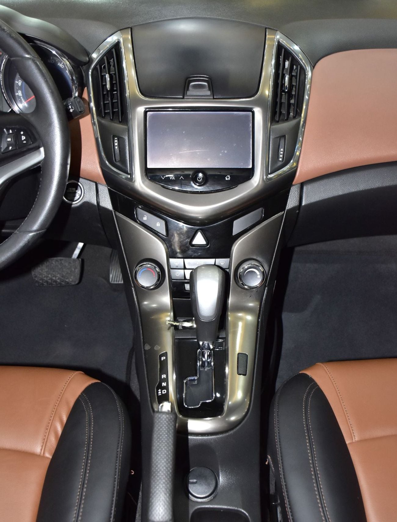 Chevrolet Cruze EXCELLENT DEAL for our Chevrolet Cruze LT ( 2016 Model ) in Grey Color GCC Specs