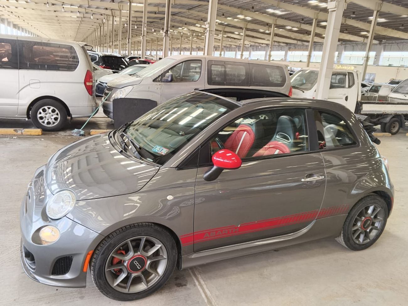 Abarth 500 Italian Style & Sporty Spirit! 2014 Abarth 500 | Low Mileage 65,000 KM | Convertible Roof – Very Cle