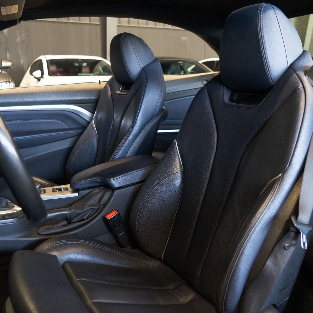 BMW 420i AED 1,748 P.M • 0% Downpayment • BMW 420i M Sport Convertible • 1 Year Warrant