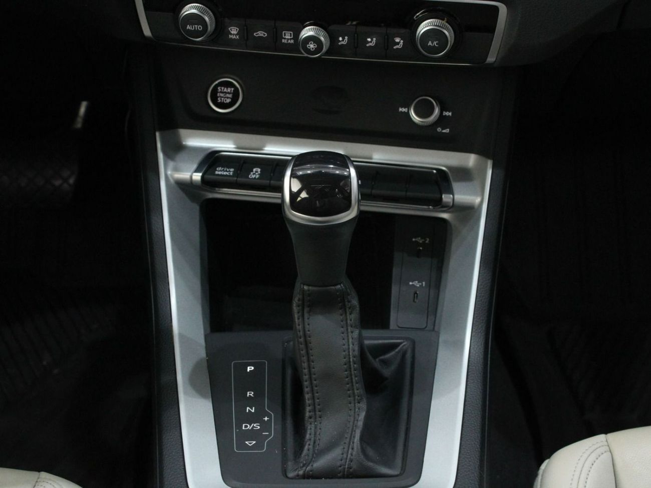 Audi Q3 40 TFSI - S Line | 2023