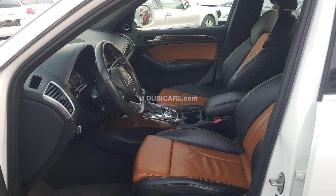 Audi Q5 Audi Q5 model 2014 GCC car prefect condition full option low mileage excellent sound system low mile