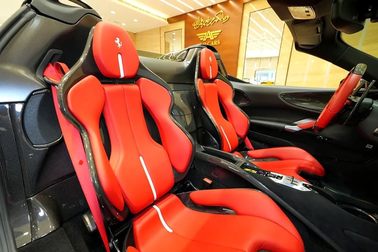 Ferrari SF90 STRADALE / GCC Specs / Full Service History