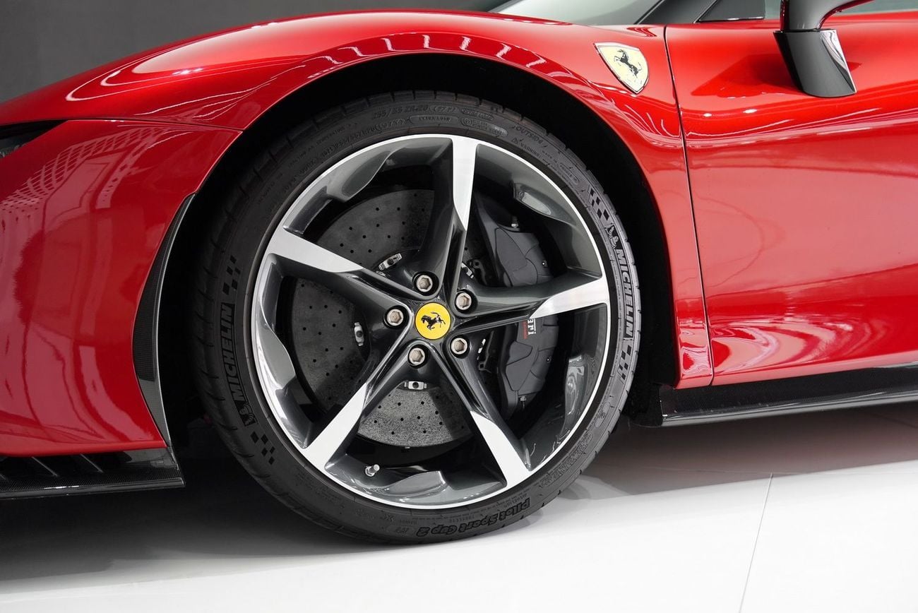 Ferrari SF90 STRADALE ASSETTO FIORANO