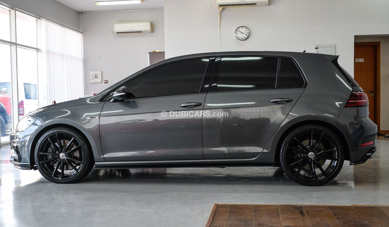 Volkswagen Golf R