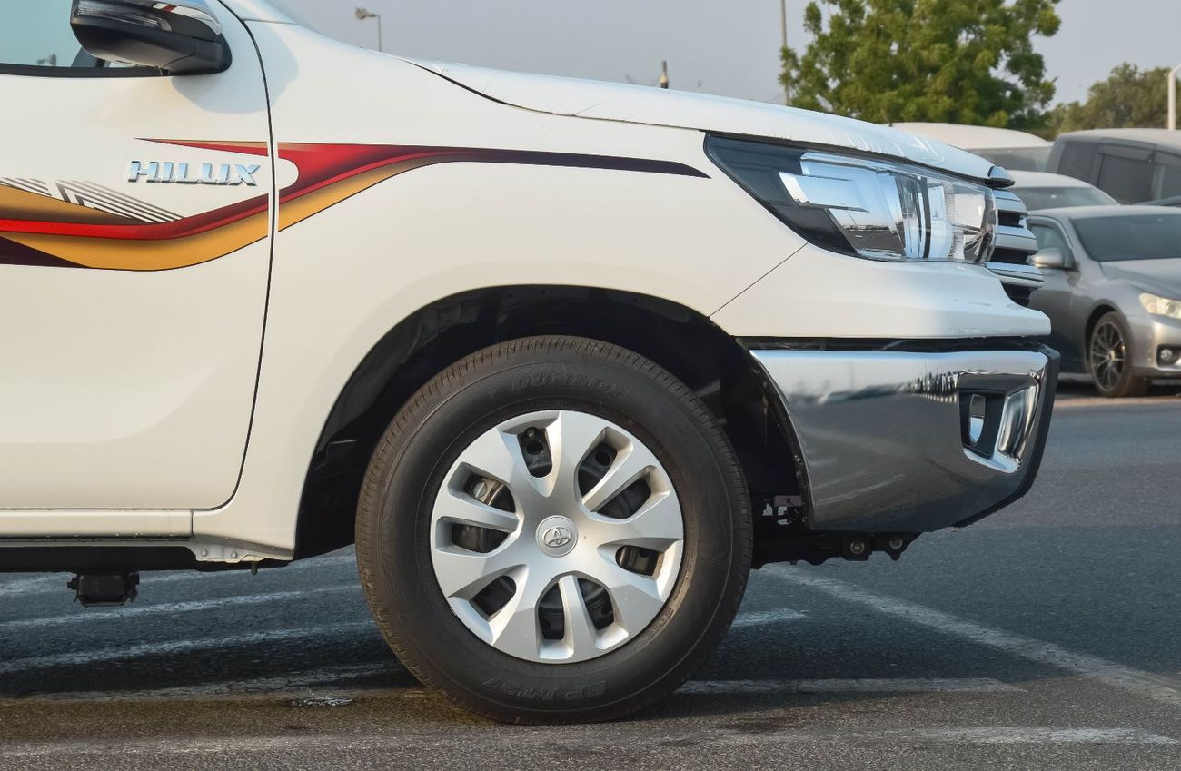 تويوتا هيلوكس TOYOTA HILUX 2.7L RWD PETROL PICKUP 2025