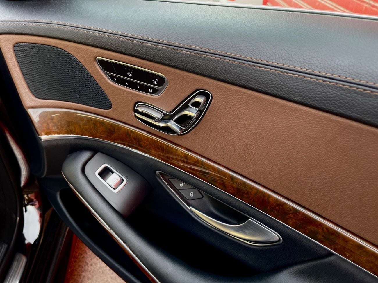 Mercedes Benz S400 STANDARD GCC EMC