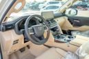 تويوتا لاند كروزر Lc300 VX 4 0L petrol engine 2025 LHD white  with beige interior