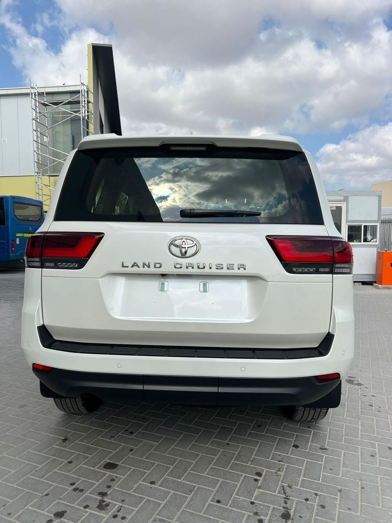 Toyota Land Cruiser 3.3L AUTO DIESEL VX+ 7-SEATER 2023MY