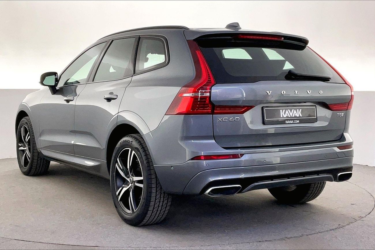 كاديلاك XT6 Premium Luxury | شامل الضمان | 0 ﺪﻔﻋﺓ ﺃﻮﻟﻯ