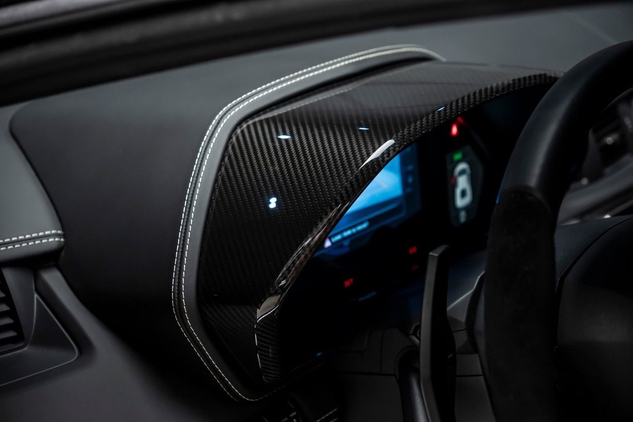 لامبورغيني أفينتادور 6.5L V12