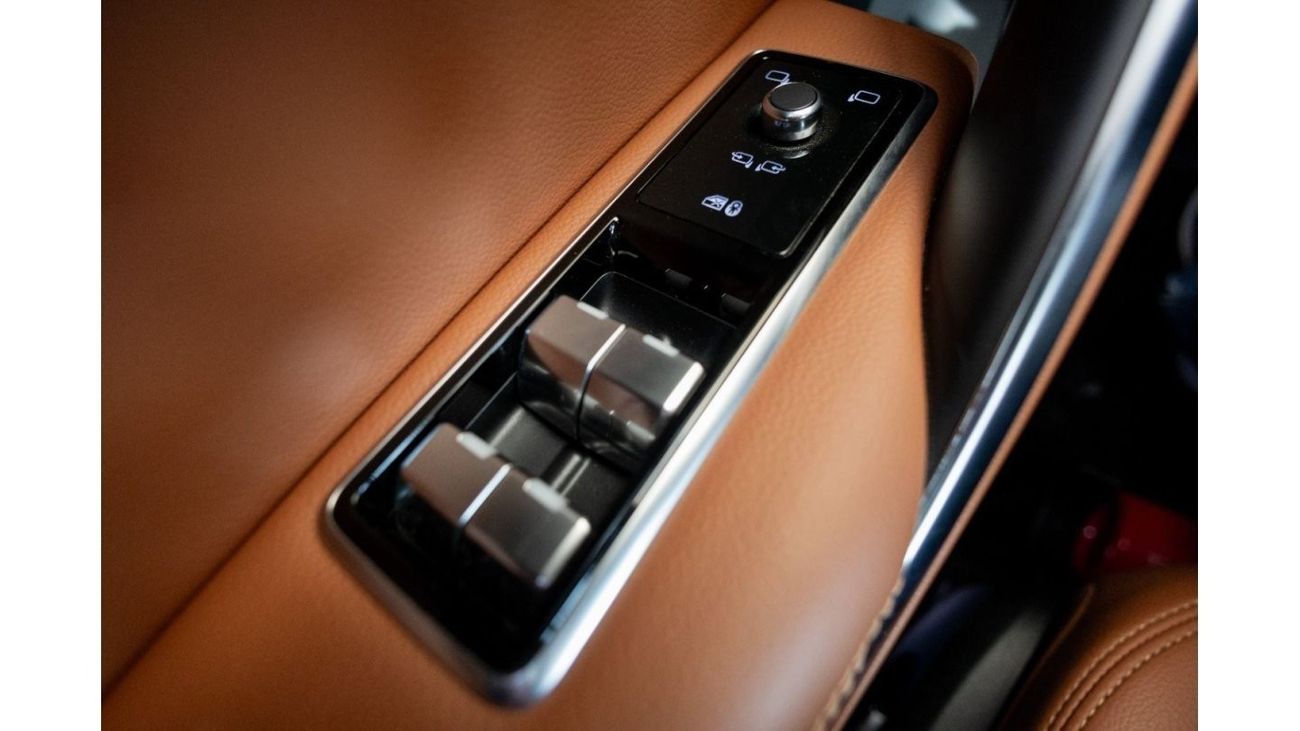 جاكوار F بيس Jaguar F-Pace R-Dynamic SE P250 2022 GCC under Agency Warranty and Service Contract with Flexible Do