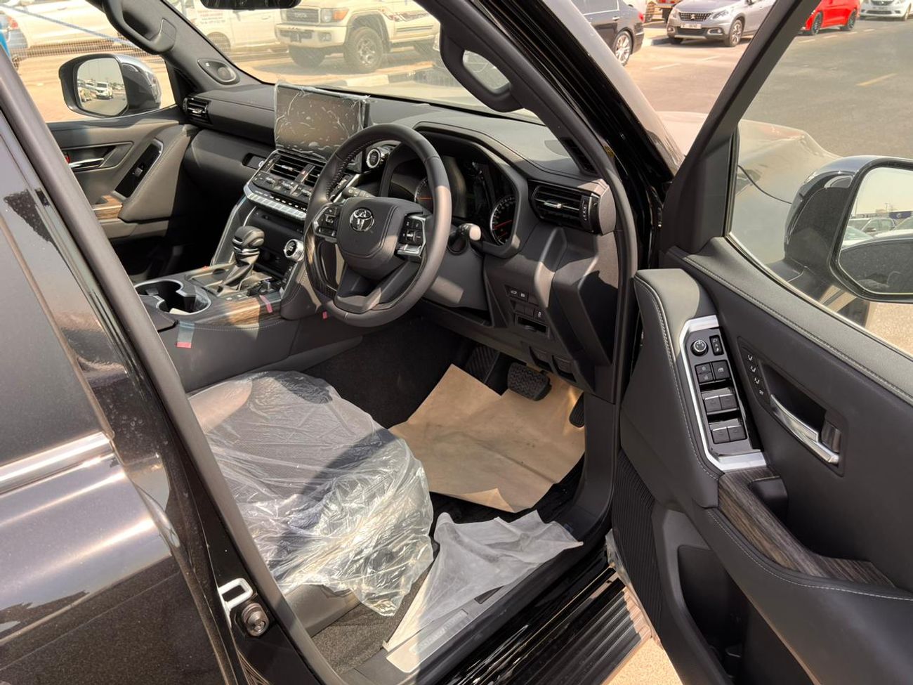 Toyota Land Cruiser ECTARC003 - RHD TLC300 VXR 3.3L Diesel Auto Black (Right Hand Drive)