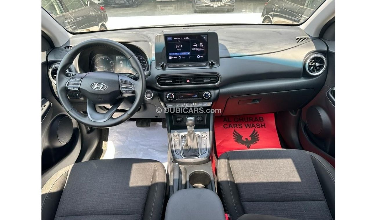 Hyundai Kona SEL