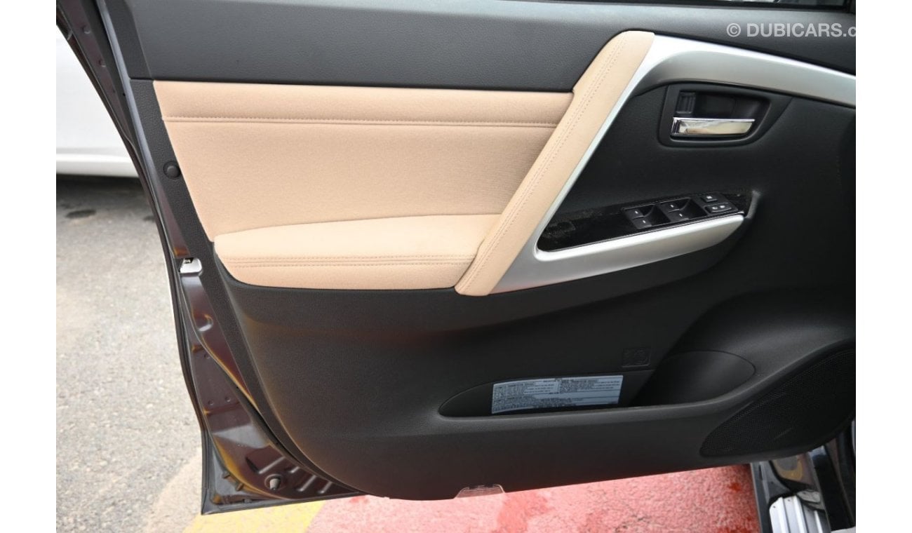 New Mitsubishi Montero Sport RLine 3.0L SUV, 4WD, 5 Doors Cruise