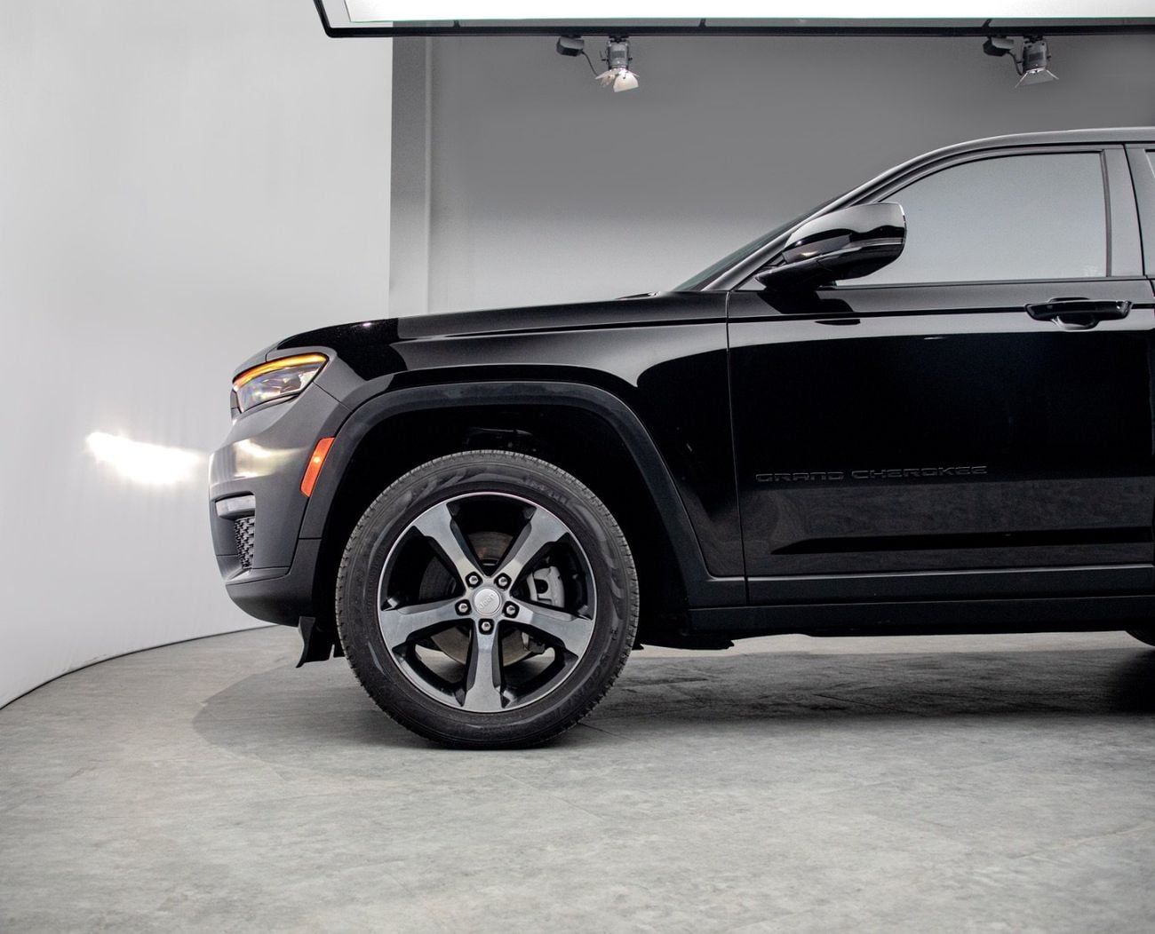 جيب جراند شيروكي Altitude 3.6L