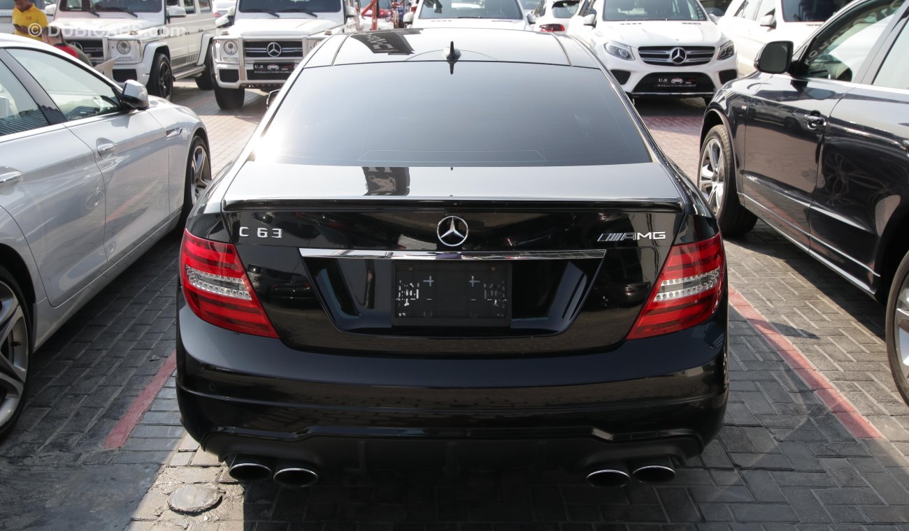 Mercedes-Benz C 63 Coupe