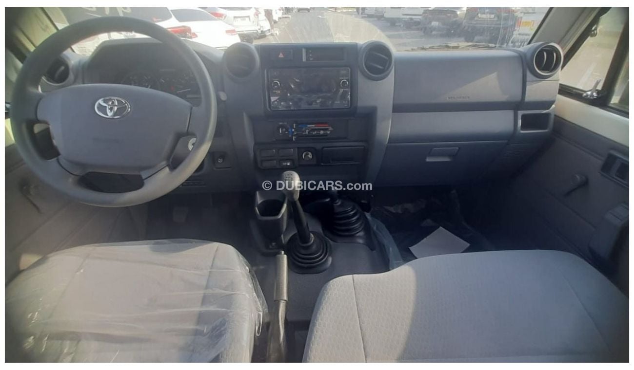 Toyota Land Cruiser 70 DIESEL 4.2L V6