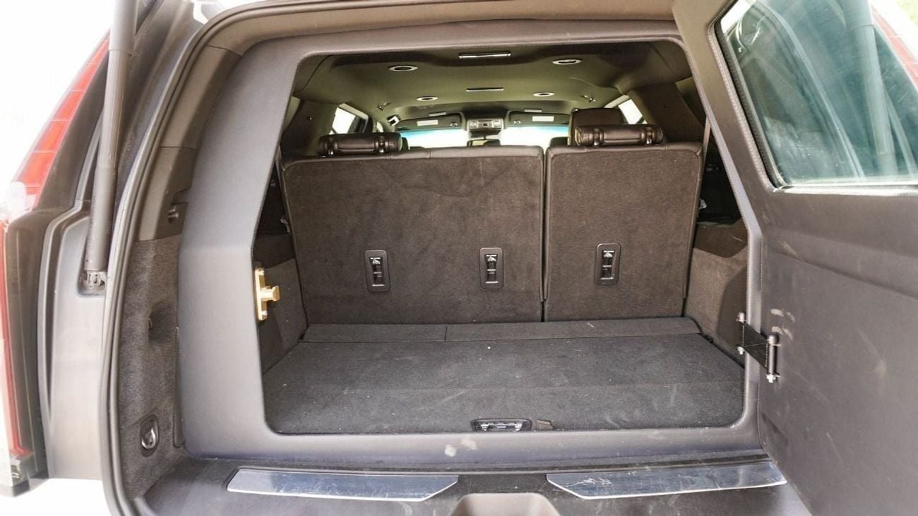 Cadillac Escalade Premium Luxury 6.2L AWD ESV (ARMOURED) ( BULLETPROOF) LVL B6