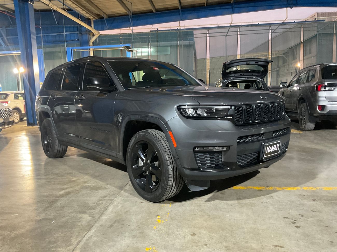 جيب شيروكي Altitude | شامل الضمان | 0 ﺪﻔﻋﺓ ﺃﻮﻟﻯ