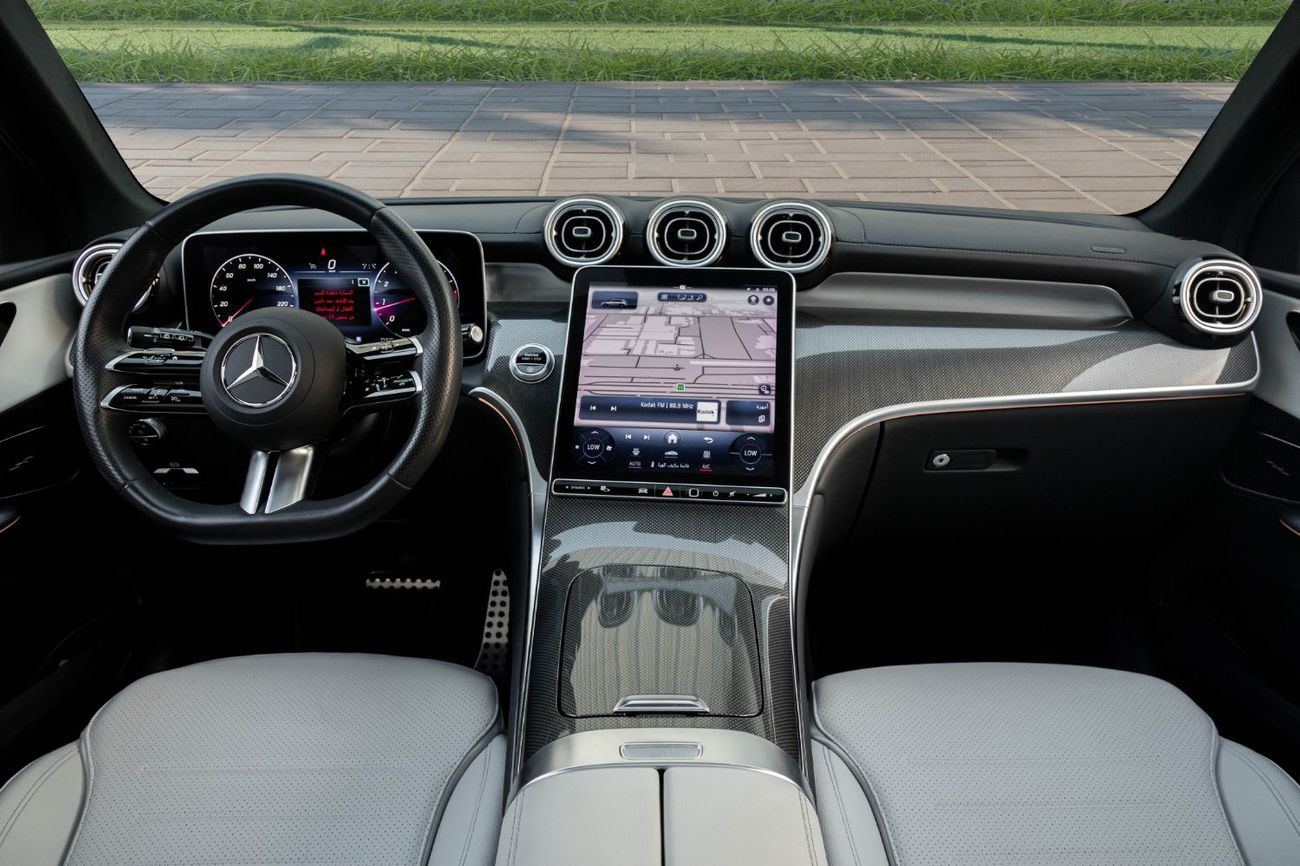 Mercedes-Benz GLC 200 200 AMG | 4,798 P.M  | 0% Downpayment | Agency Warranty!