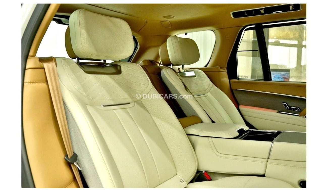 Land Rover Range Rover V8 SWB 4.4L 2023 - Local Registration +10%