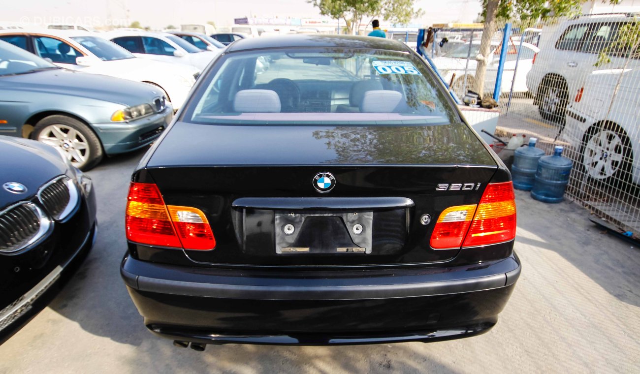 BMW 320i I