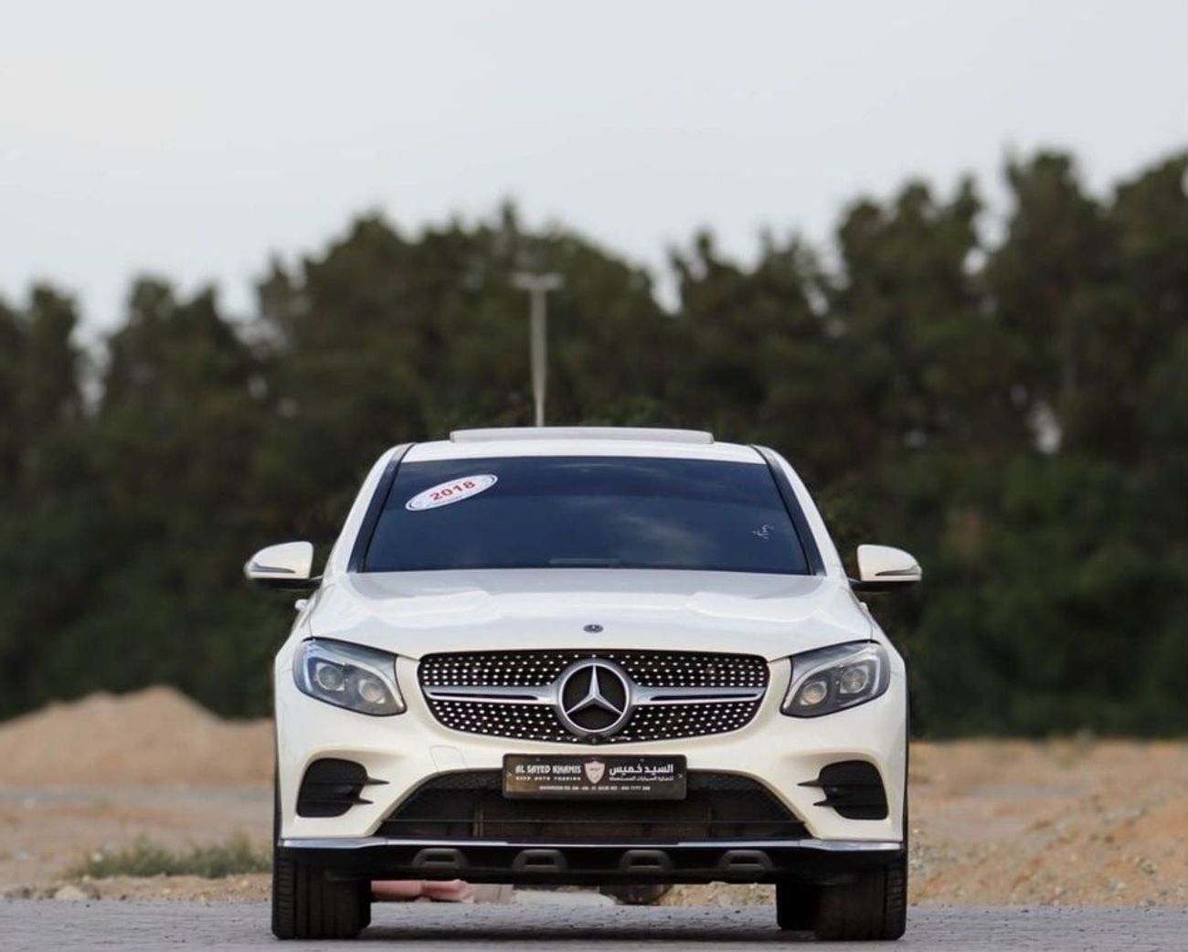 Mercedes-Benz GLC 250 4MATIC 2.0L Mercedes GLC 250, 2018, 4MATIC, GCC, original paint accident-free in excellent condition