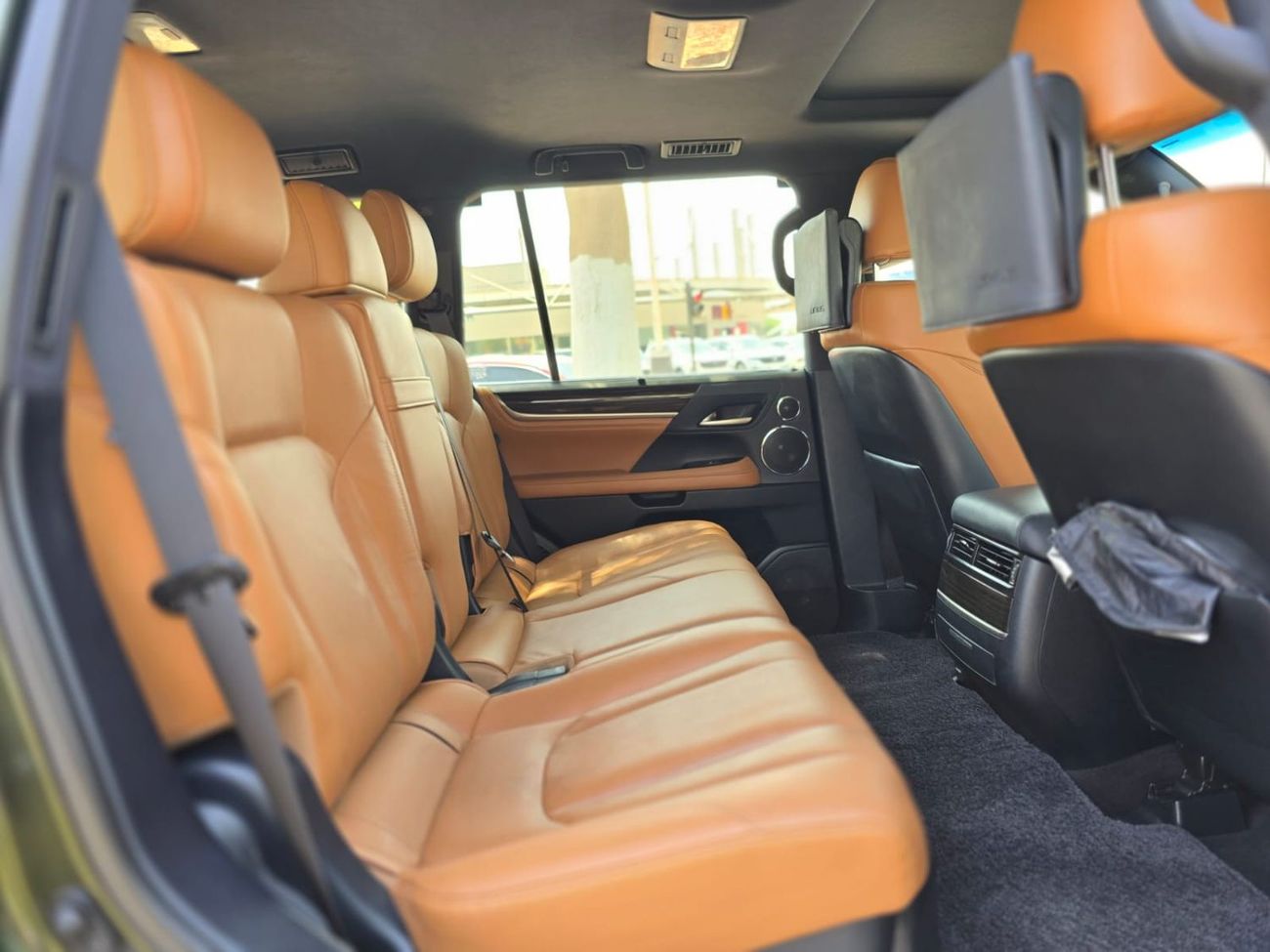 لكزس LX 570 SIGNATURE