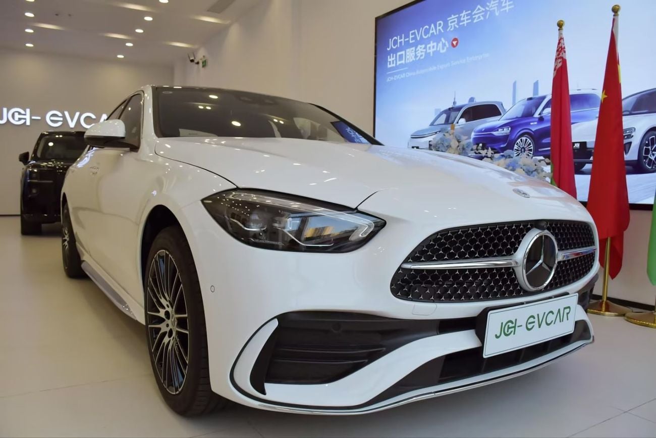 مرسيدس بنز 260 