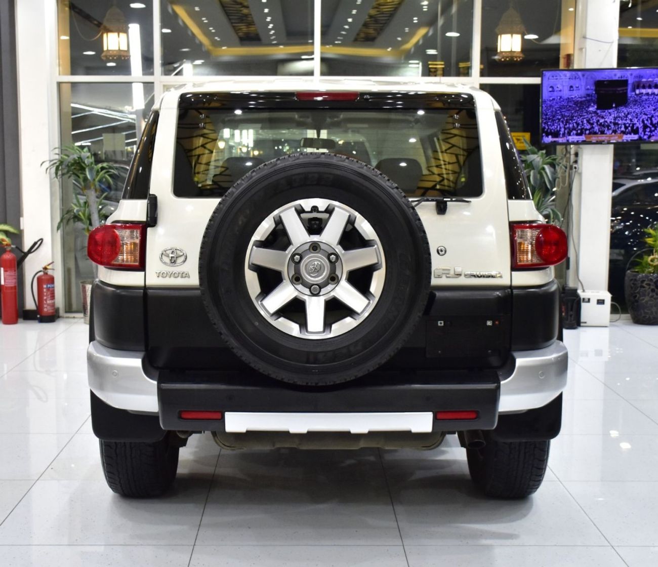 تويوتا إف جي كروزر EXCELLENT DEAL for our Toyota FJ Cruiser ( 2022 Model ) in White Color GCC Specs