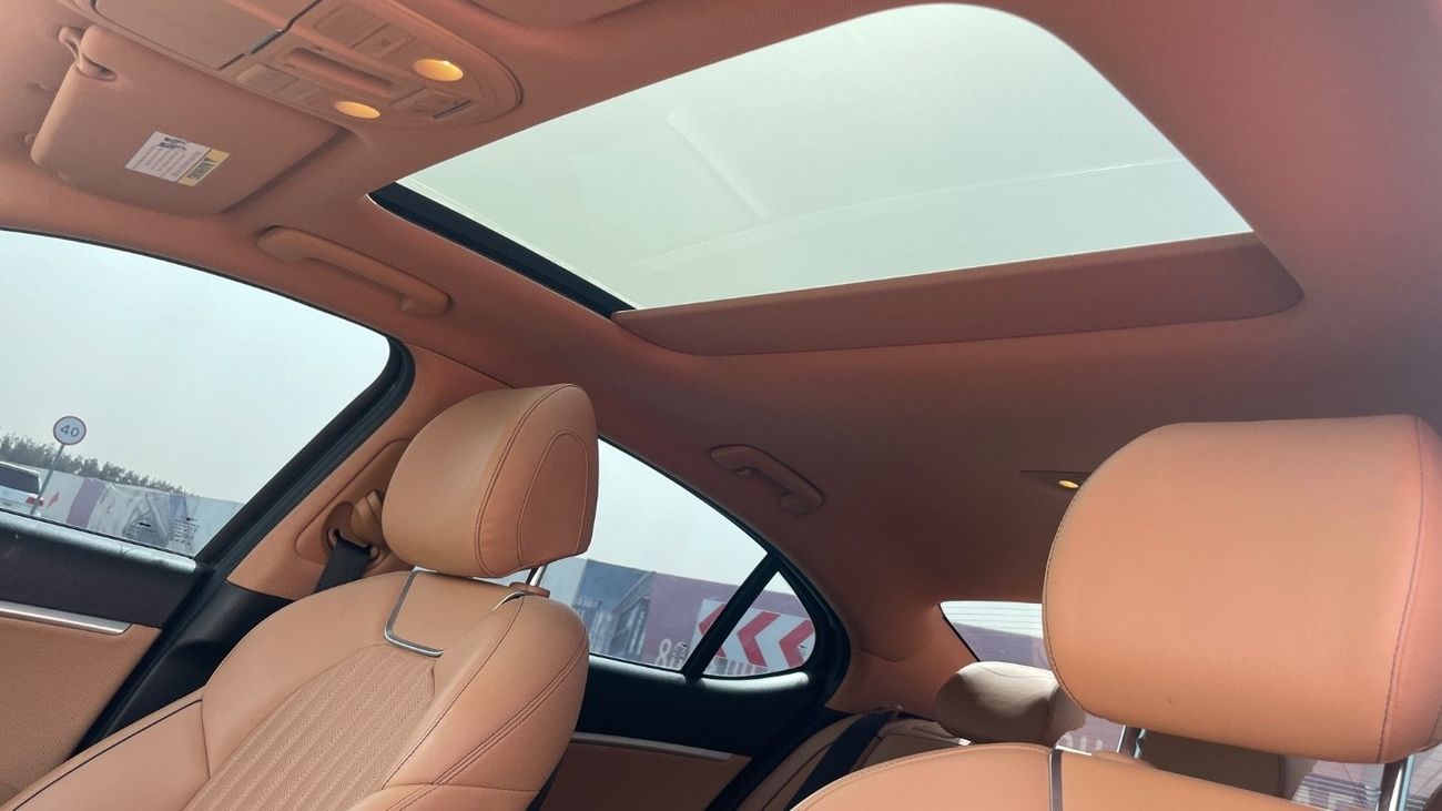 جينيسس G70 Platinum 2.0L AWD