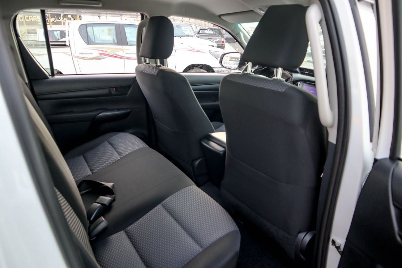 Toyota Hilux GL Toyota Hilux (TGN126) 2.7L Petrol A/T Pick-Up 4WD – 2026 Model